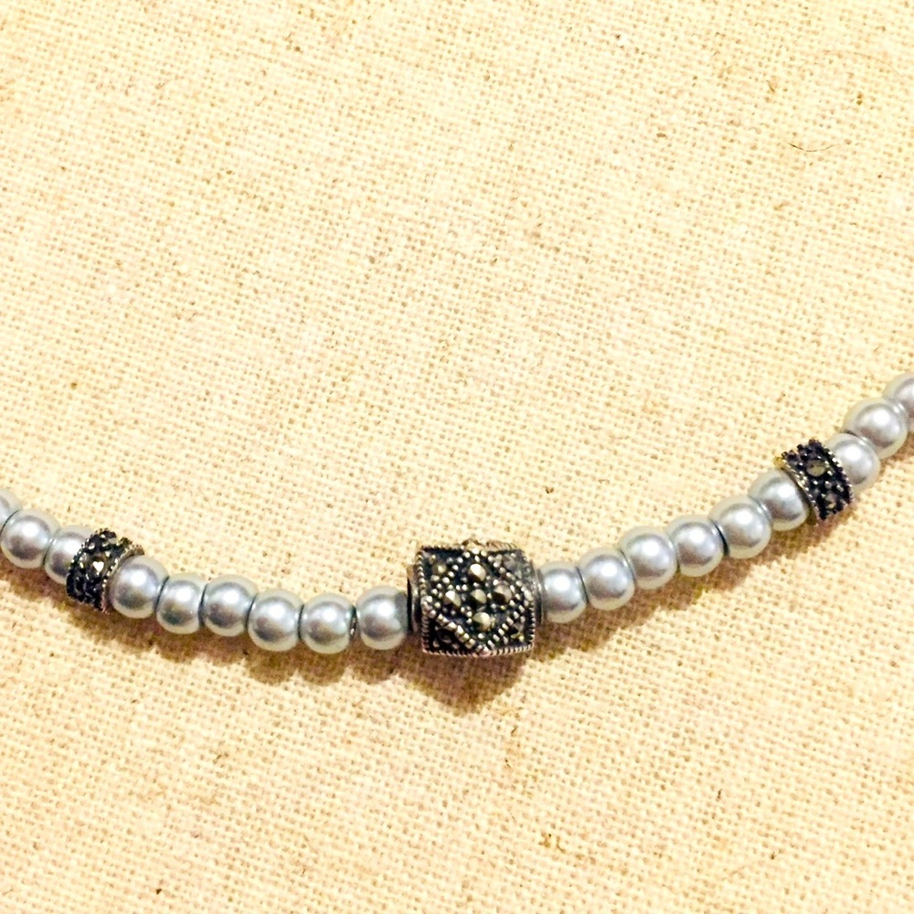 Faux Pearl and Marcasite Necklace - Picture 3 of 10